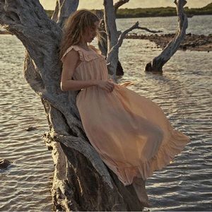 BNWT Doen Sycamore in sunlit coral silk dress